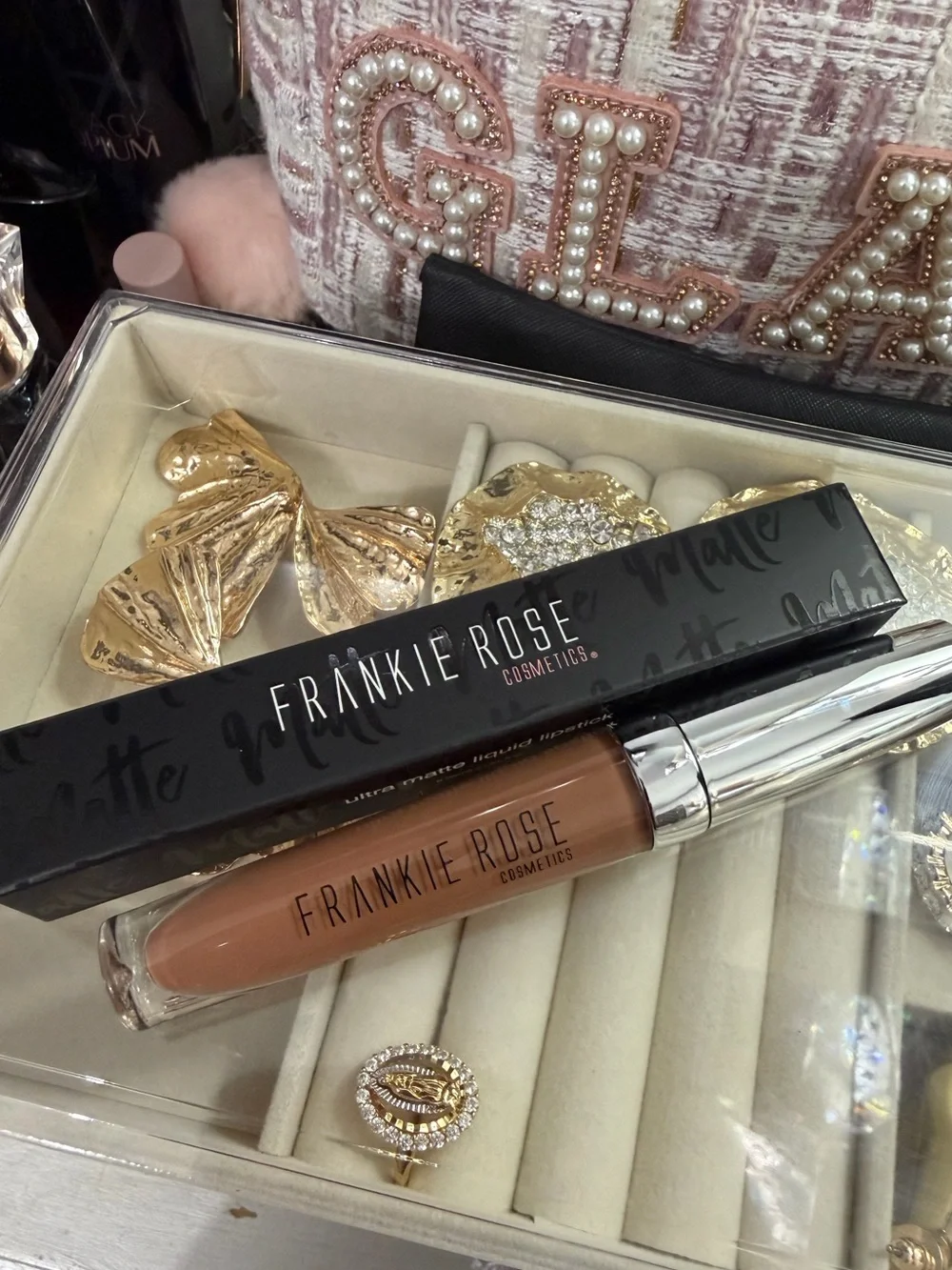 Frankie Rose Ultra Matte Liquid Lipstick in color Dreamy